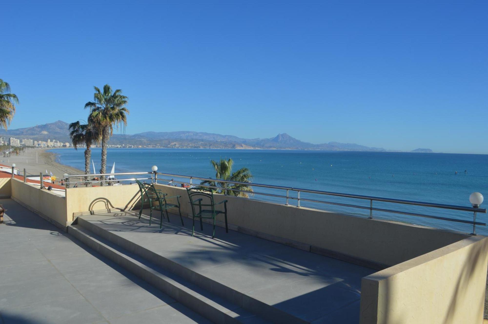 Espectacular Apartamento A Pie De Playa En Chalet Roquetes لقنت المظهر الخارجي الصورة