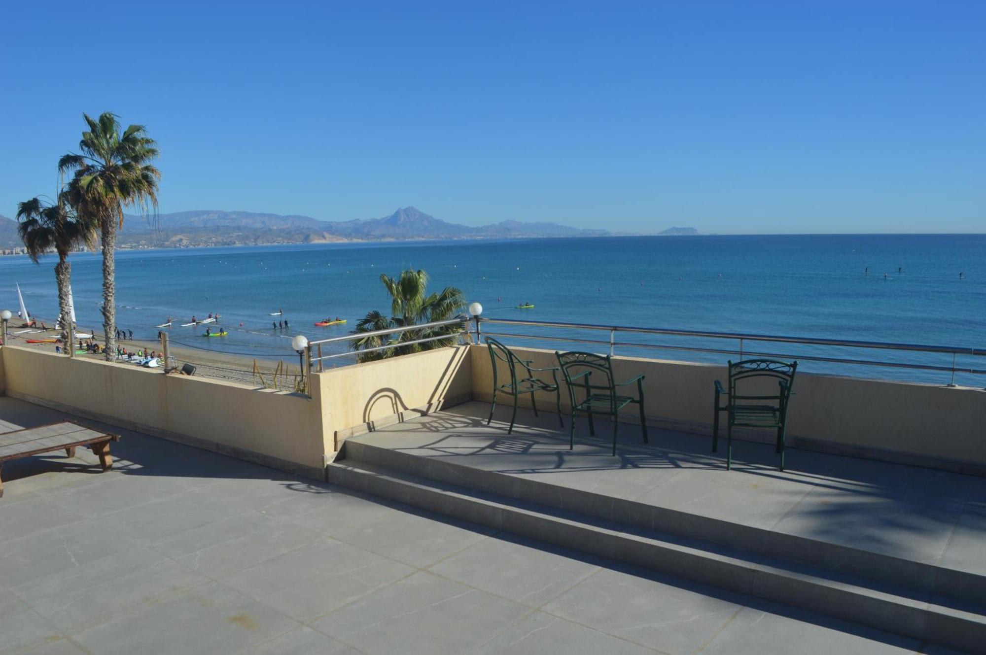 Espectacular Apartamento A Pie De Playa En Chalet Roquetes لقنت المظهر الخارجي الصورة