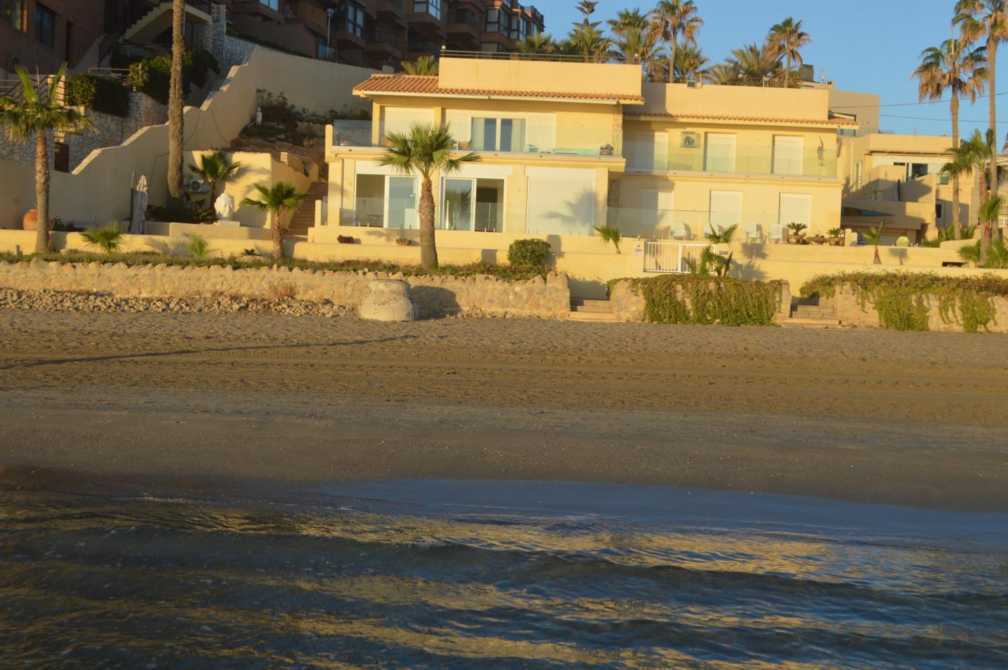 Espectacular Apartamento A Pie De Playa En Chalet Roquetes لقنت المظهر الخارجي الصورة
